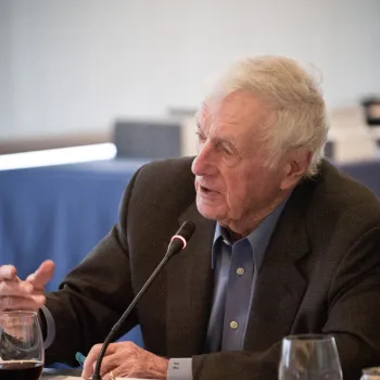 John Seigenthaler | Photo courtesy of Maria Byrk, Newseum Photographer